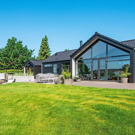 8 Person In Holiday home
